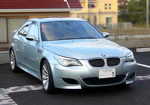 BMW M5 