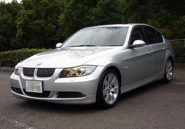 BMW 325i (E90)